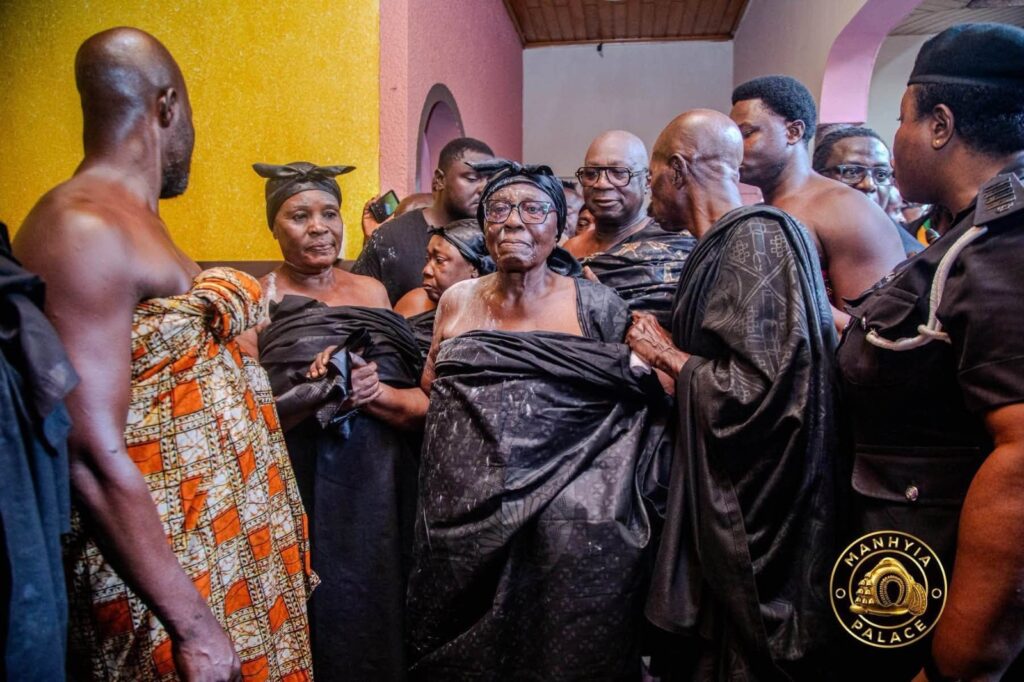 Asantehene Selects Nana Ama Bonsu as New Asantehemaa