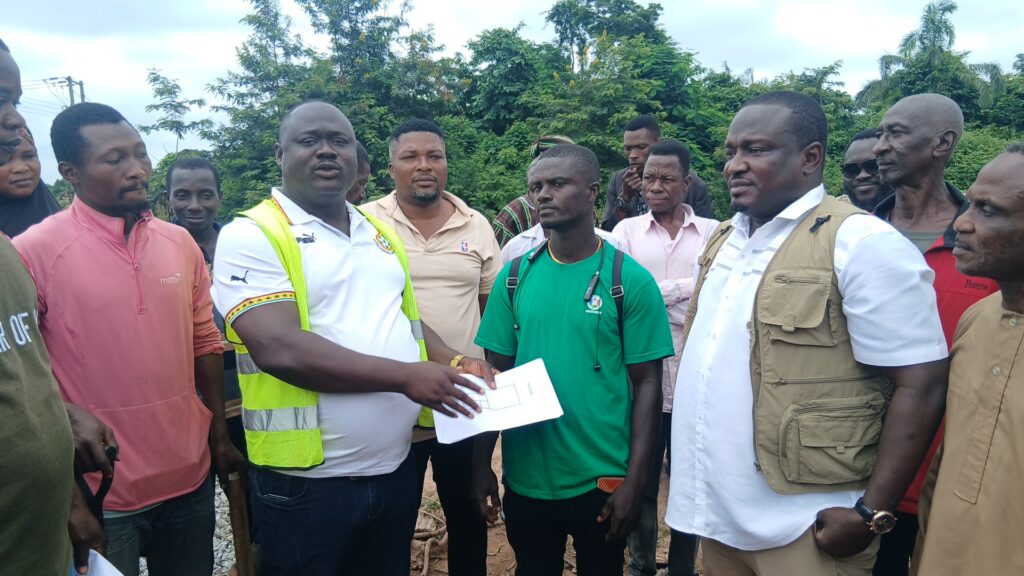 Ahafo Ano South West DCE, NDC Chairman Personally Fund Healthcare Projects and Road Rehabilitation in Kunsu Dotiem